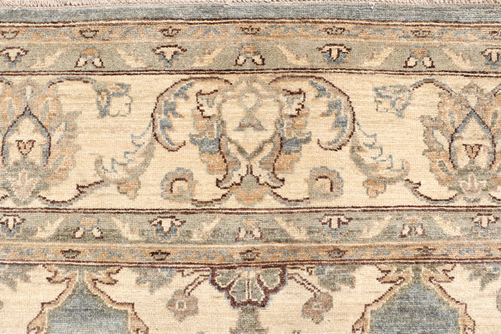 Blanched Almond Ziegler 8' 10 x 11' 9 - No. 64924 - ALRUG Rug Store