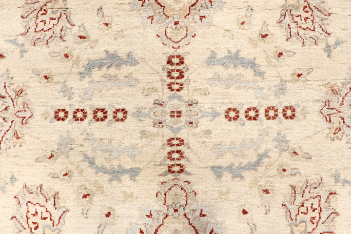 Blanched Almond Ziegler 8' 10 x 11' 10 - No. 64925 - ALRUG Rug Store