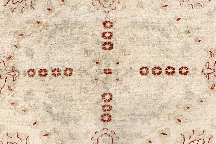 Blanched Almond Ziegler 8' 11 x 11' 8 - No. 64926 - ALRUG Rug Store