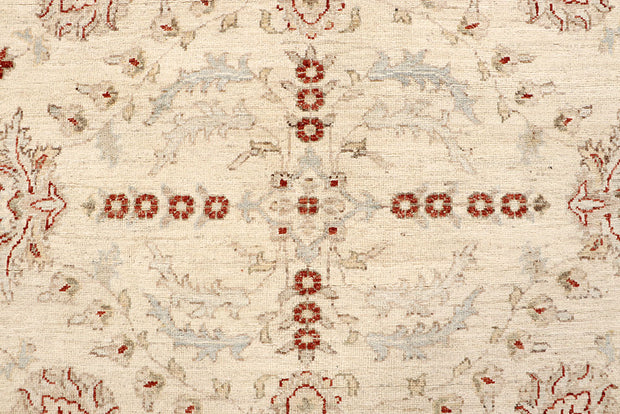 Blanched Almond Ziegler 8' 10 x 11' 8 - No. 64937 - ALRUG Rug Store