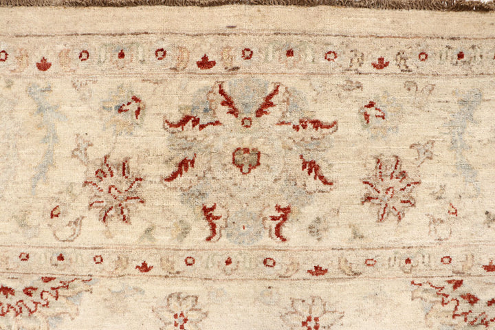Blanched Almond Ziegler 8' 9 x 11' 8 - No. 65063 - ALRUG Rug Store