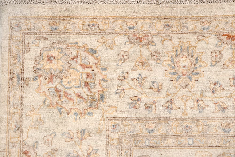 Antique White Ziegler 10' x 13' 1 - No. 65066 - ALRUG Rug Store