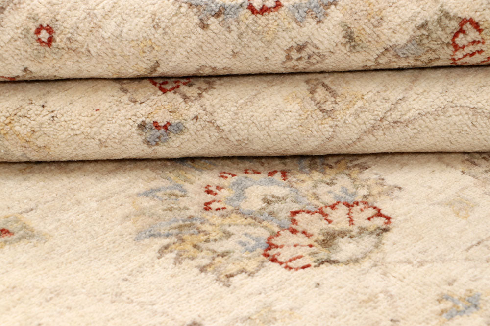 Blanched Almond Ziegler 5' 6 x 8' 1 - No. 65068 - ALRUG Rug Store