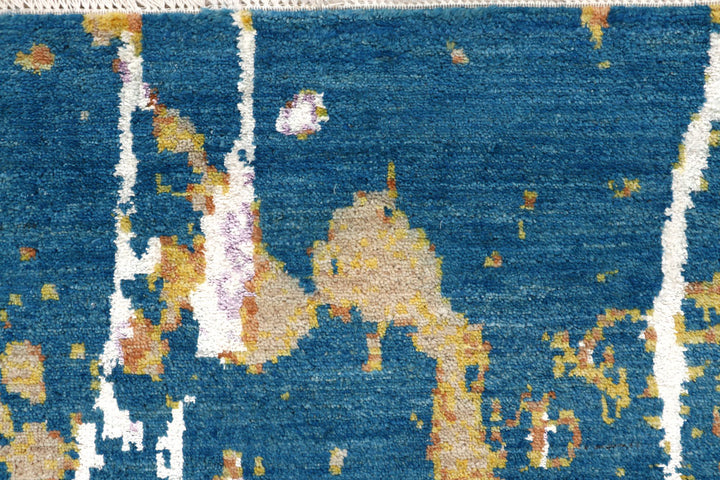 Multi Colored Abstract 4' 1 x 6' 2 - No. 65084 - ALRUG Rug Store