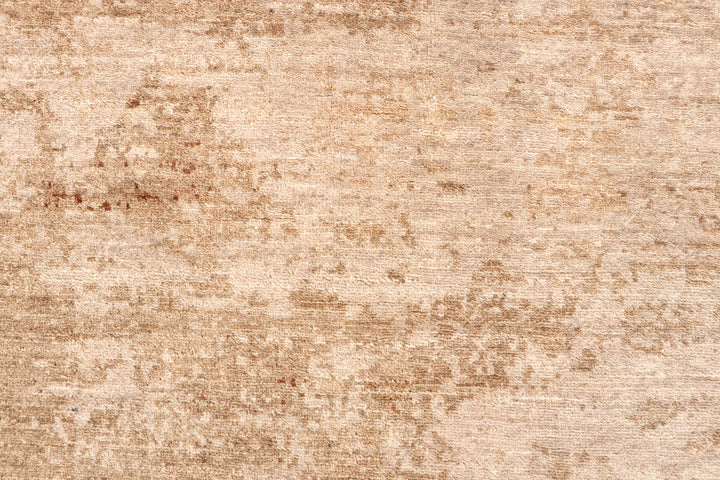 Bisque Abstract 5' 7 x 7' 11 - No. 65093 - ALRUG Rug Store