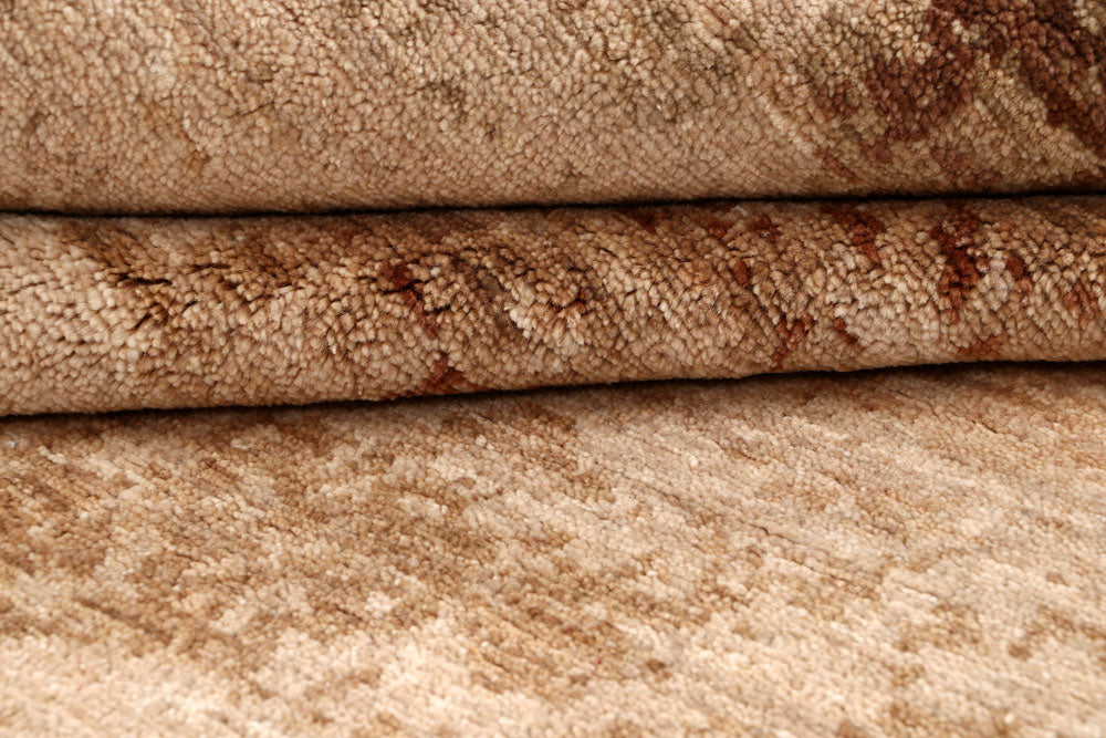 Bisque Abstract 5' 7 x 7' 11 - No. 65093 - ALRUG Rug Store