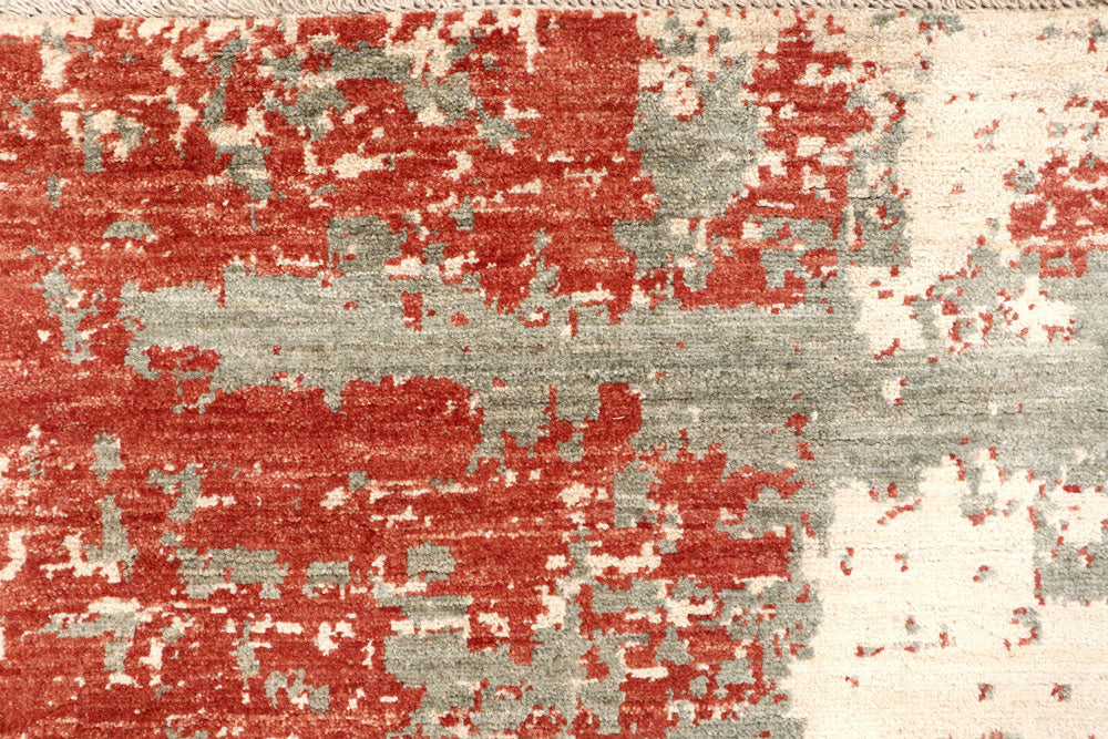 Blanched Almond Abstract 6' 6 x 9' 7 - No. 65102 - ALRUG Rug Store