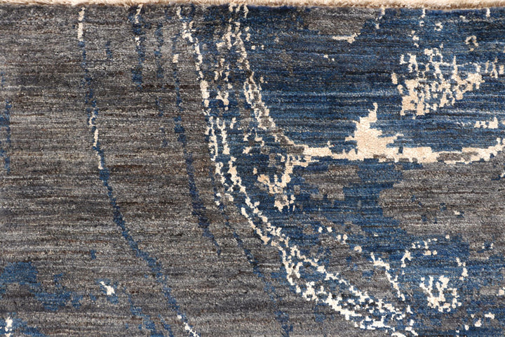 Multi Colored Abstract 6' 8 x 9' 7 - No. 65105 - ALRUG Rug Store