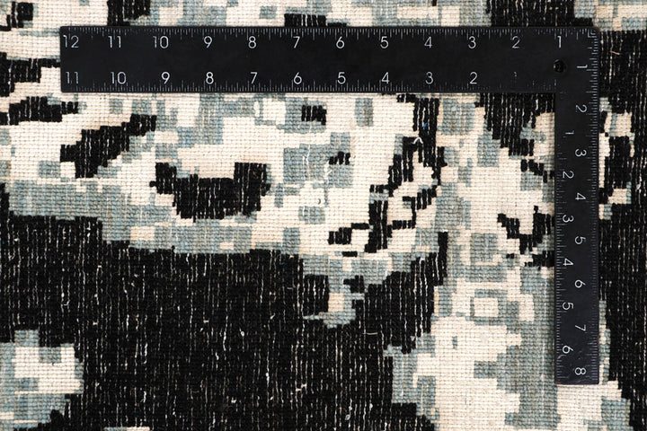 Multi Colored Abstract 8' x 10' 6 - No. 65129 - ALRUG Rug Store