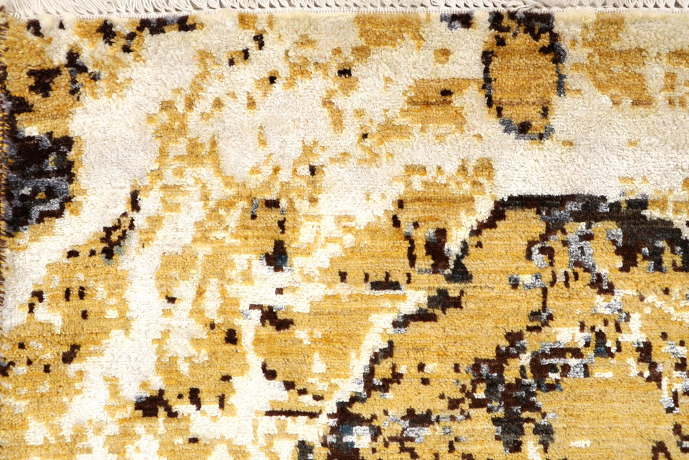 Multi Colored Abstract 4' 2 x 6' 2 - No. 65211 - ALRUG Rug Store