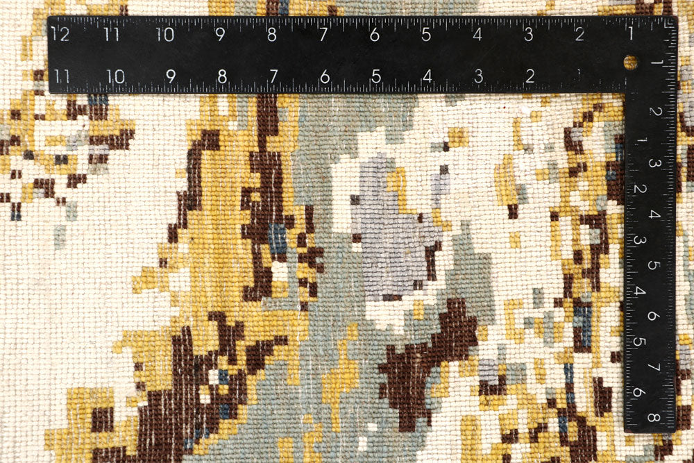 Multi Colored Abstract 4' 2 x 6' 2 - No. 65211 - ALRUG Rug Store