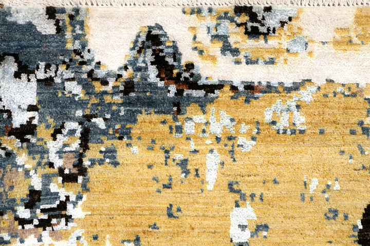 Multi Colored Abstract 4' 2 x 6' 3 - No. 65212 - ALRUG Rug Store