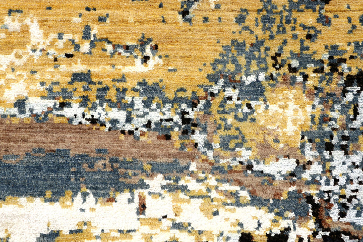 Multi Colored Abstract 4' 2 x 6' 3 - No. 65212 - ALRUG Rug Store