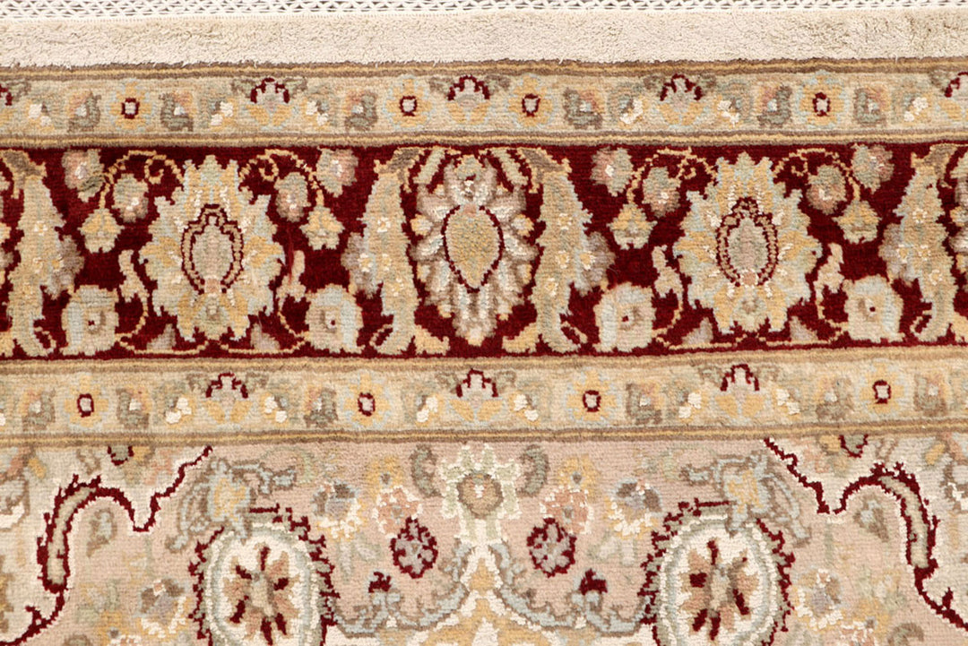 Cornsilk Isfahan 4' x 6' 4 - No. 65248