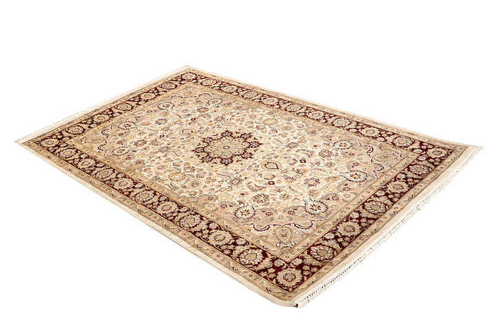 Cornsilk Isfahan 4'  x" 6'  4" - No. QA12101