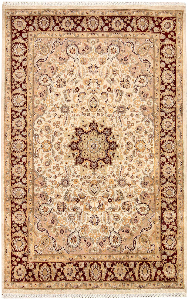 Cornsilk Isfahan 4' x 6' 4 - No. 65248