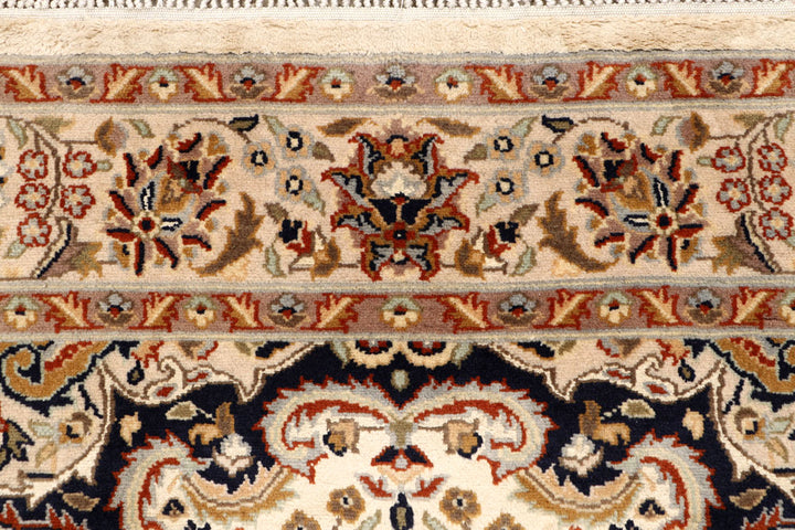 Ivory Isfahan 4' 1 x 6' 2 - No. 65250 - ALRUG Rug Store