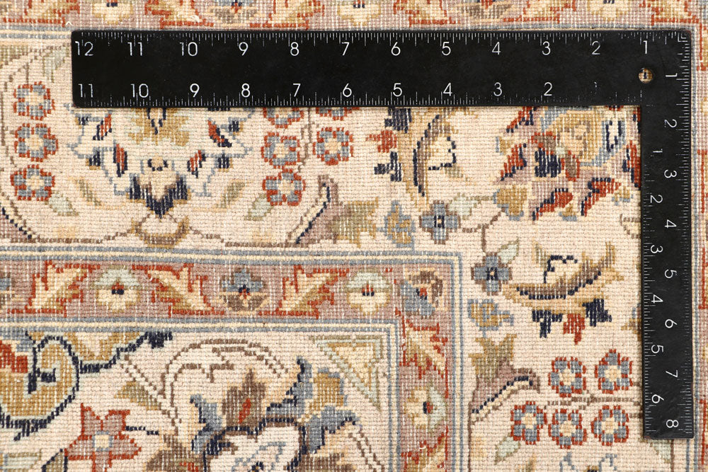 Ivory Isfahan 4' 1 x 6' 2 - No. 65250 - ALRUG Rug Store