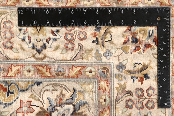 Ivory Isfahan 4' 1 x 6' 2 - No. 65250 - ALRUG Rug Store