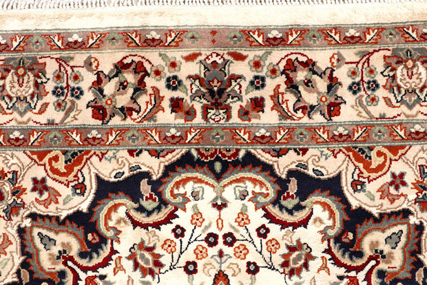 Ivory Isfahan 4' x 6' - No. 65251