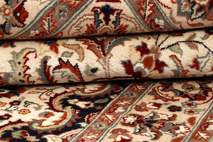 Ivory Isfahan 4' x 6' - No. 65251