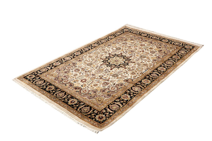 Ivory Isfahan 4' x 6' 3 - No. 65254 - ALRUG Rug Store
