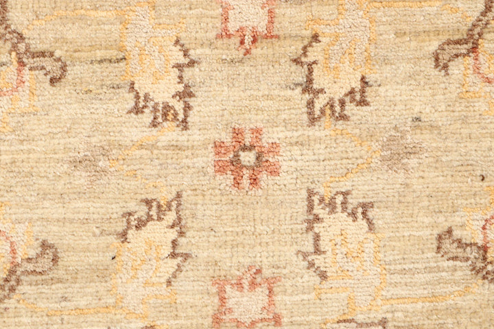 Bisque Oushak 2' 6 x 11' 5 - No. 65257 - ALRUG Rug Store