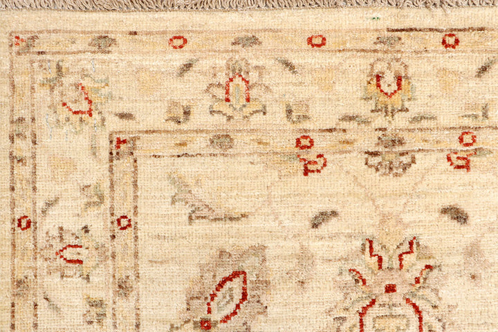 Bisque Ziegler 2' 7 x 9' 9 - No. 65260 - ALRUG Rug Store