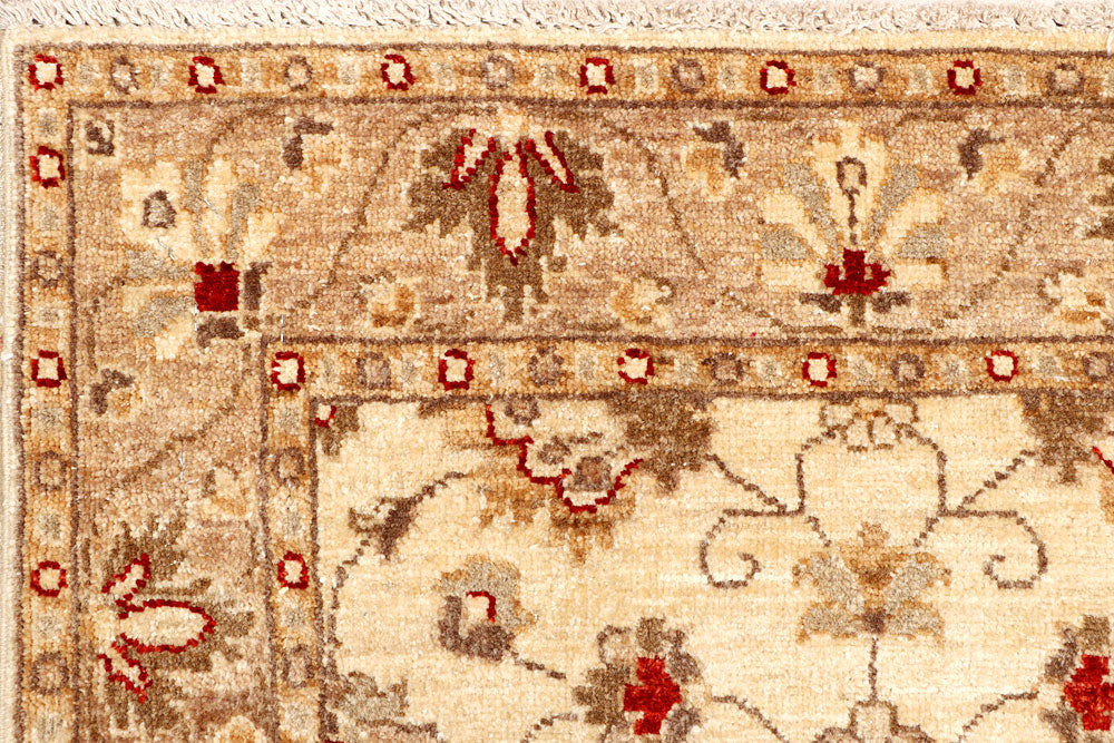 Navajo White Ziegler 2' 7 x 7' 7 - No. 65265 - ALRUG Rug Store