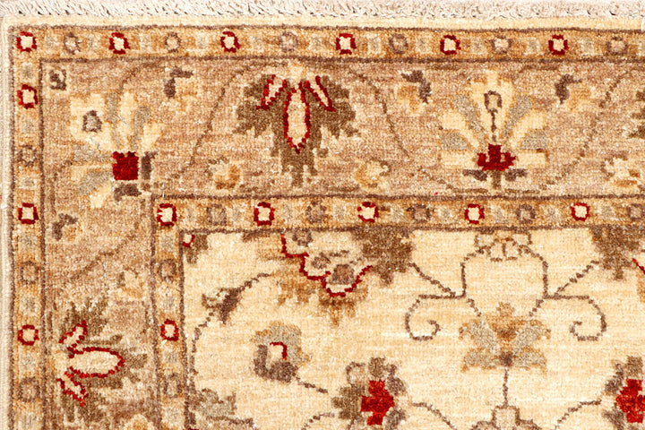 Navajo White Ziegler 2' 7 x 7' 7 - No. 65265 - ALRUG Rug Store