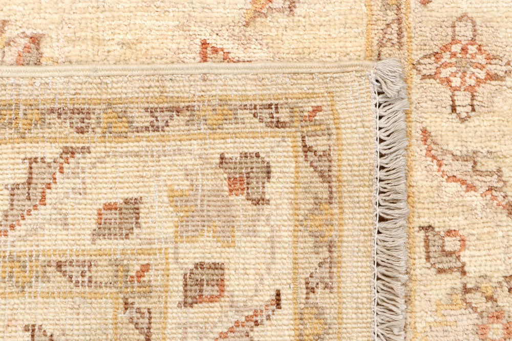 Bisque Oushak 2' 5 x 9' 4 - No. 65268 - ALRUG Rug Store
