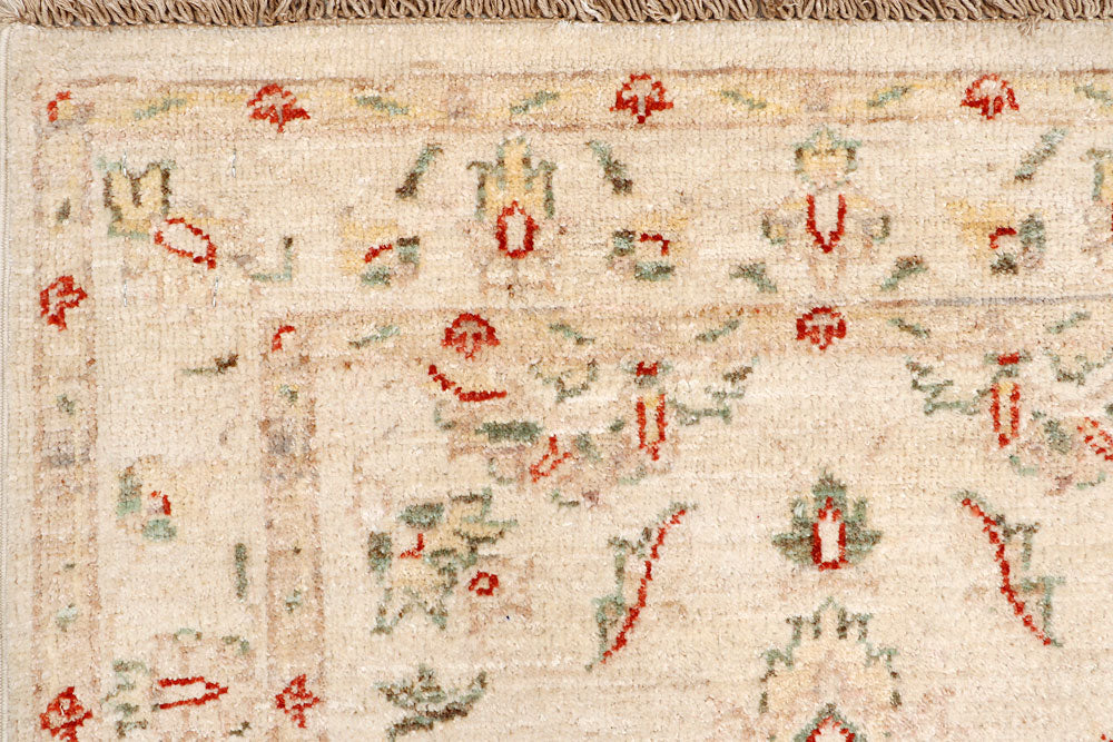 Bisque Ziegler 2' 7 x 9' 9 - No. 65272 - ALRUG Rug Store