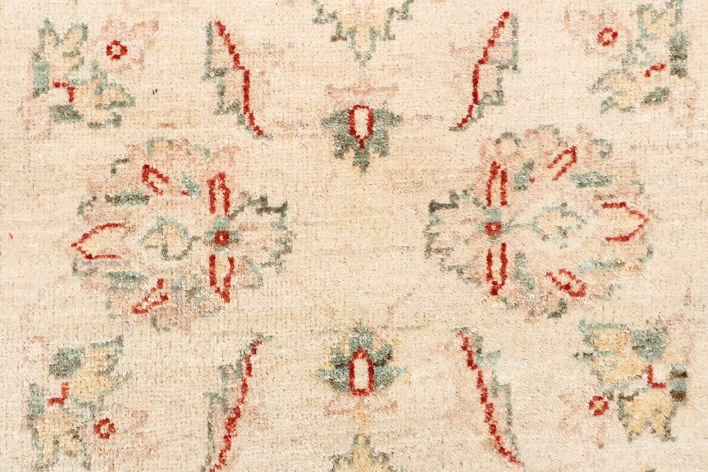 Bisque Ziegler 2' 7 x 9' 9 - No. 65272 - ALRUG Rug Store