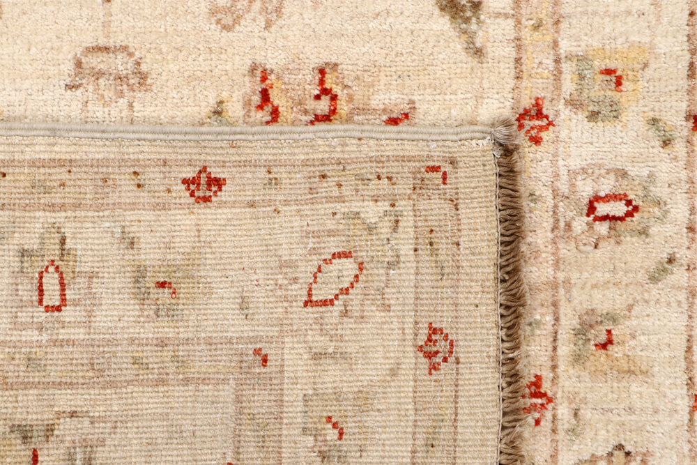 Bisque Ziegler 2' 7 x 9' 9 - No. 65272 - ALRUG Rug Store