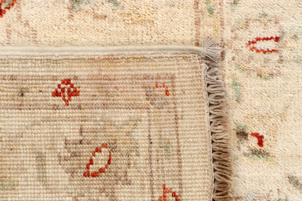 Bisque Oushak 2' 7 x 9' 9 - No. 65273 - ALRUG Rug Store