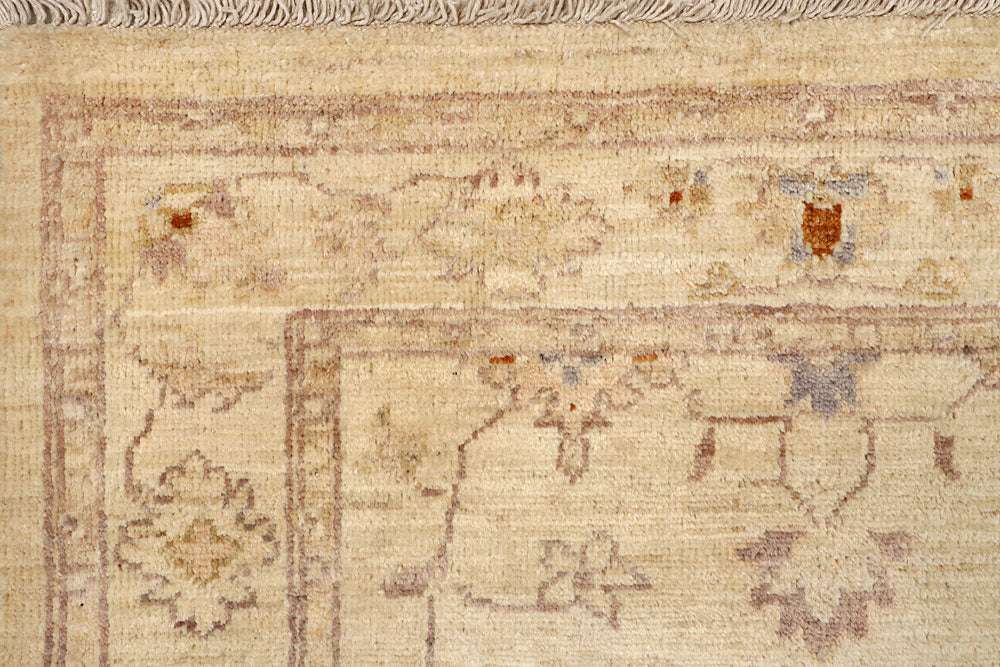 Bisque Ziegler 2' 9 x 9' 6 - No. 65278 - ALRUG Rug Store