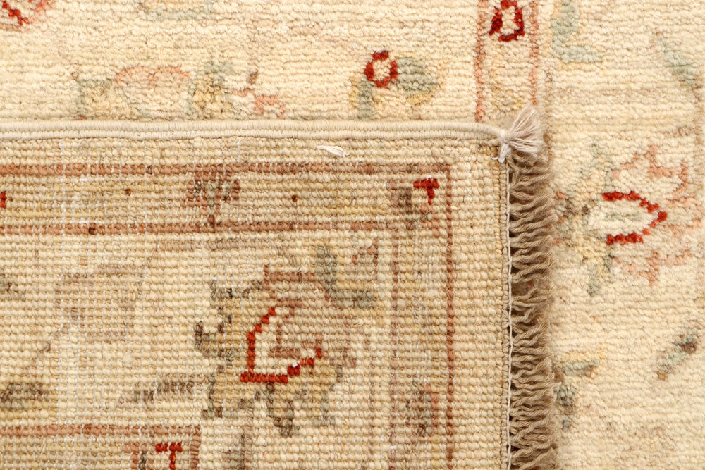 Bisque Oushak 2' 7 x 9' 11 - No. 65280 - ALRUG Rug Store