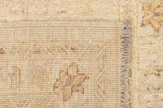 Bisque Ziegler 2' 9 x 7' 9 - No. 65281 - ALRUG Rug Store