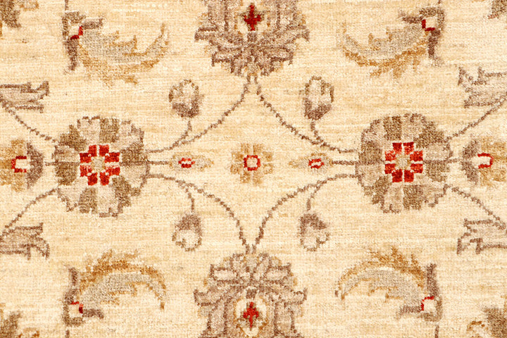 Blanched Almond Ziegler 2' 9 x 10' 3 - No. 65287 - ALRUG Rug Store