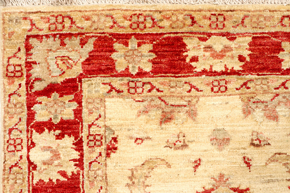 Blanched Almond Ziegler 2' 7 x 9' 7 - No. 65289 - ALRUG Rug Store