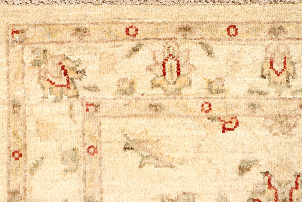 Blanched Almond Ziegler 2' 7 x 9' 6 - No. 65297 - ALRUG Rug Store