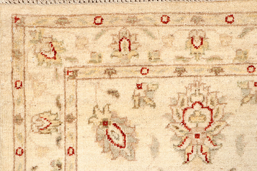 Blanched Almond Ziegler 2' 8 x 10' 8 - No. 65298 - ALRUG Rug Store