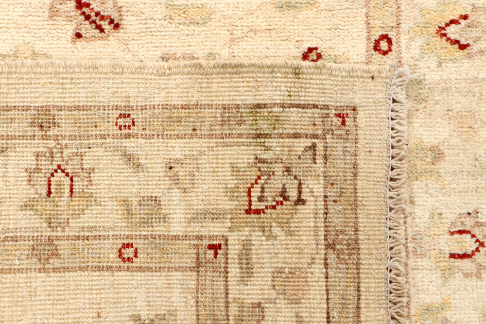 Blanched Almond Ziegler 2' 8 x 10' 8 - No. 65298 - ALRUG Rug Store