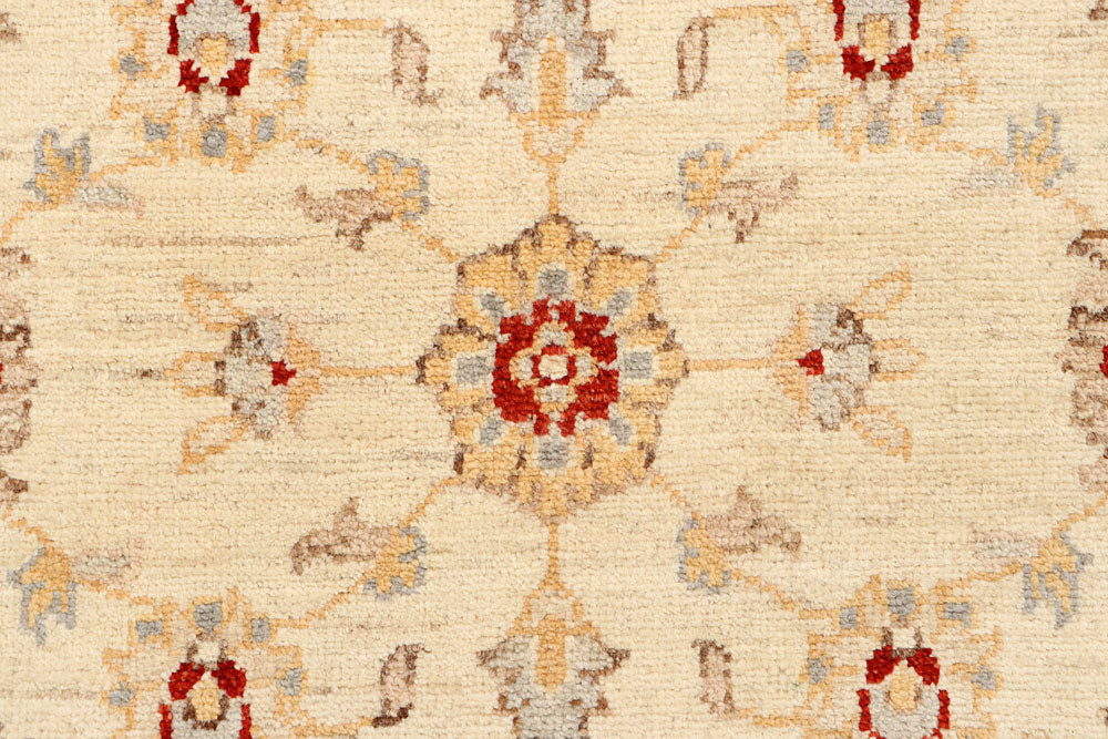 Blanched Almond Ziegler 2' 6 x 9' 10 - No. 65300 - ALRUG Rug Store