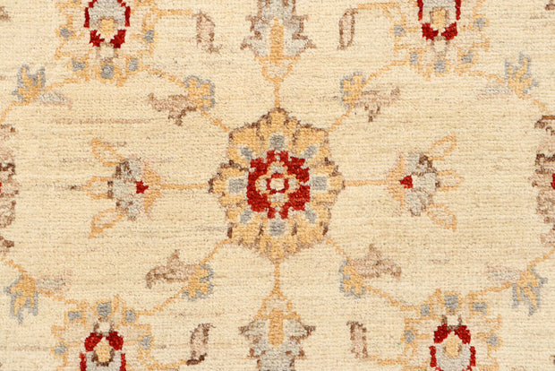 Blanched Almond Ziegler 2' 6 x 9' 10 - No. 65300 - ALRUG Rug Store