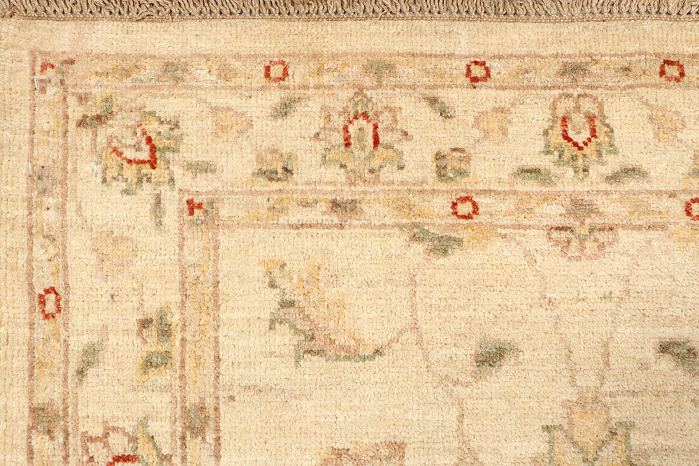 Blanched Almond Ziegler 2' 9 x 9' 9 - No. 65302 - ALRUG Rug Store