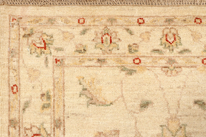 Blanched Almond Ziegler 2' 9 x 9' 9 - No. 65302 - ALRUG Rug Store