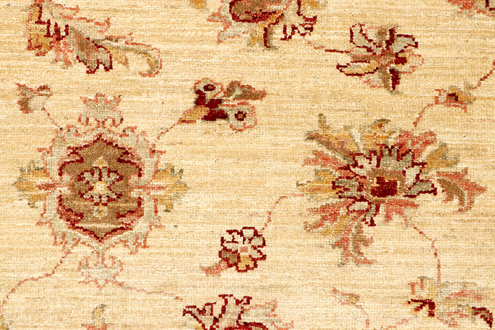 Blanched Almond Ziegler 2' 9 x 10' 5 - No. 65304 - ALRUG Rug Store