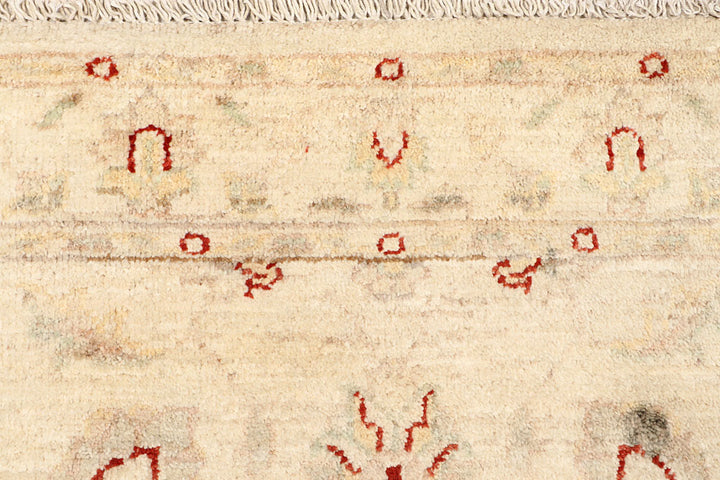 Blanched Almond Ziegler 2' 7 x 9' 4 - No. 65308 - ALRUG Rug Store