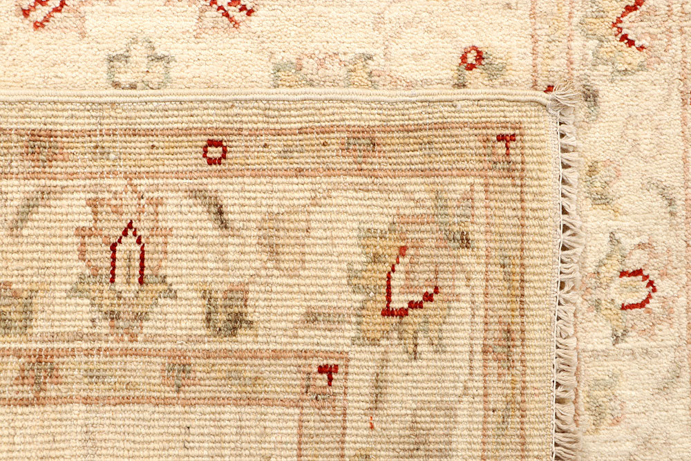 Blanched Almond Ziegler 2' 7 x 9' 4 - No. 65308 - ALRUG Rug Store